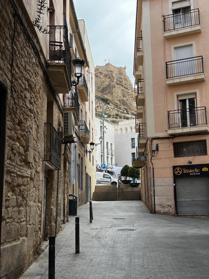 Old Town 1 Bedroom Hideaway Alicante Dış mekan fotoğraf